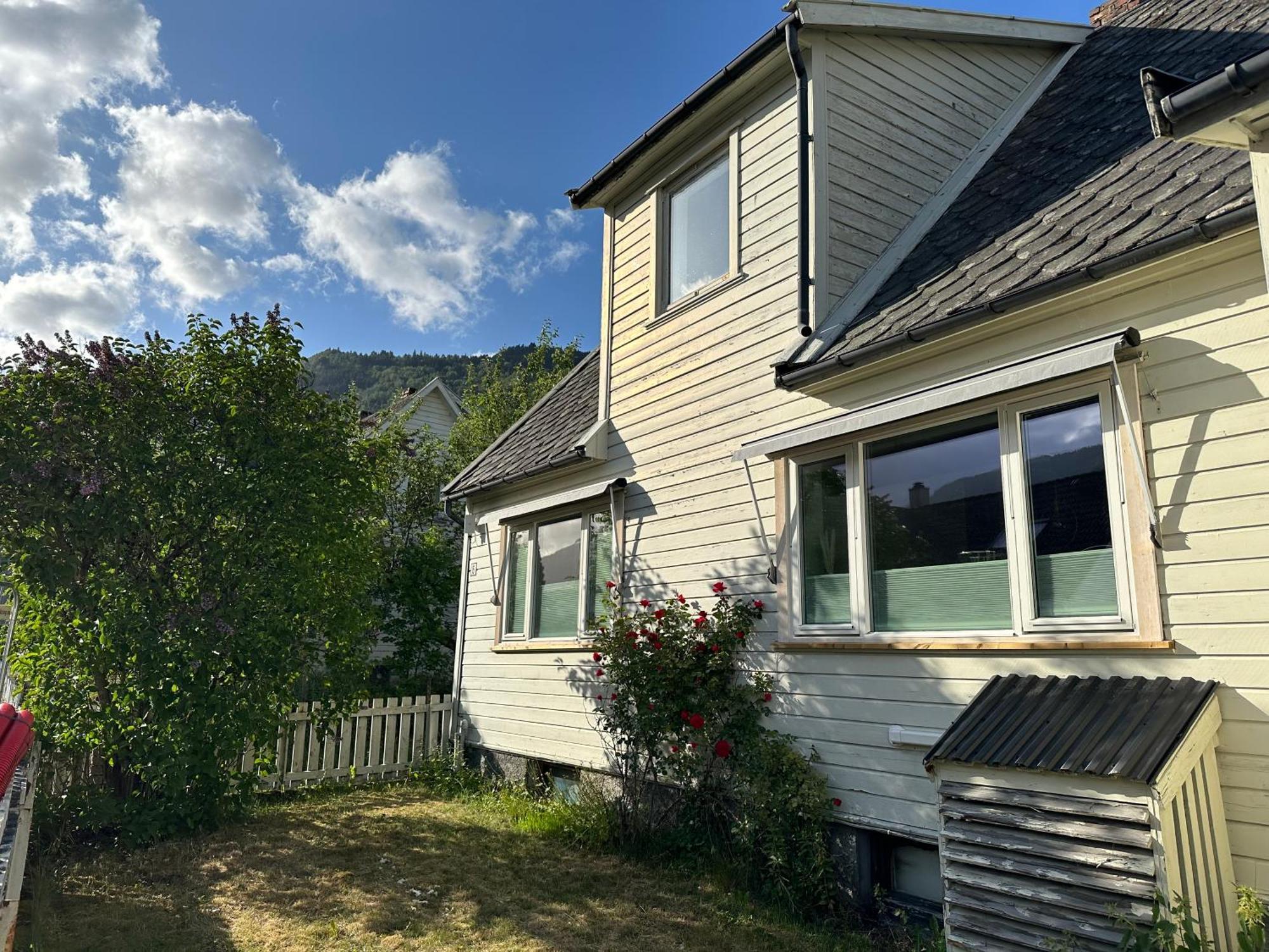 Appartement Huset Pa Plassen Sogndal